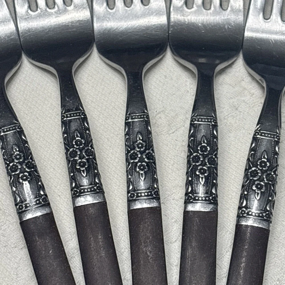 Oneida Northland Napa Valley Dinner Forks 7 1/2